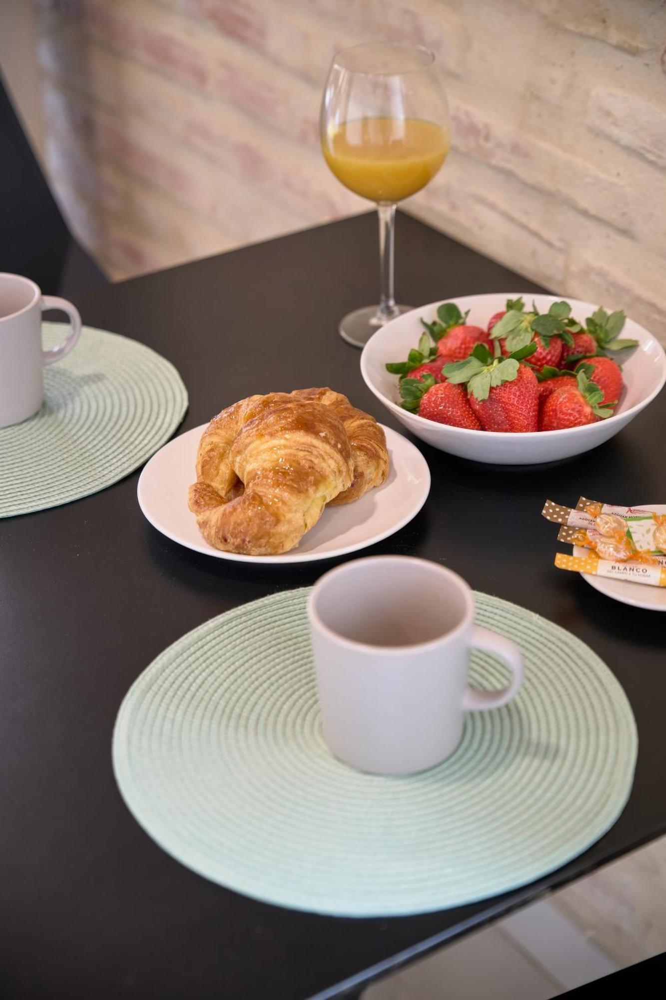 Apartamento Soleado En Plaza Del Carmen 발렌시아 외부 사진